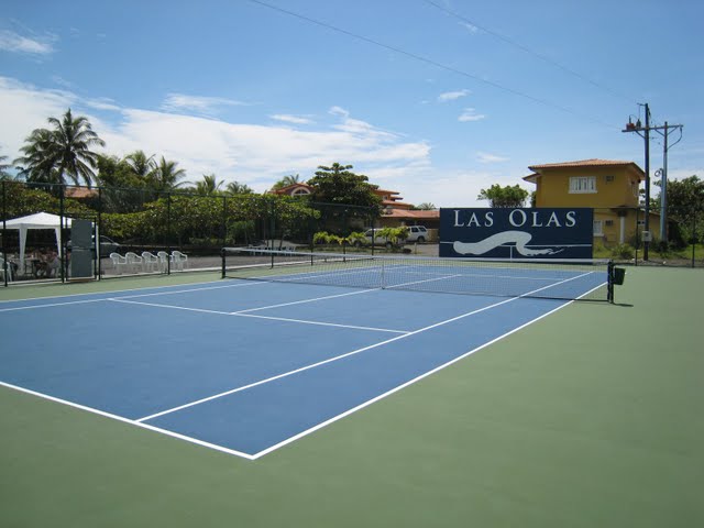 Las Olas Tennis Facility