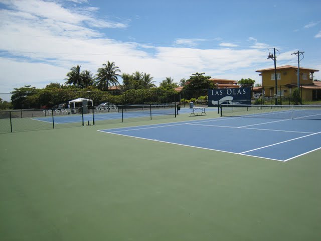 Las Olas Tennis Facility